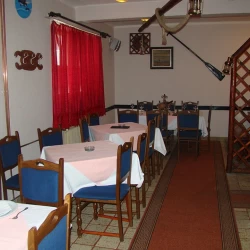 Riblja Konoba-1