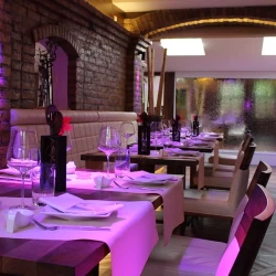 Restoran W-Sushi Senjak-1