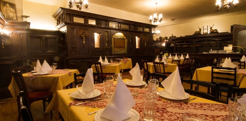 Restoran Dva Jelena-0