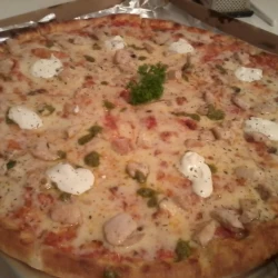 Pavarotti pizza-2